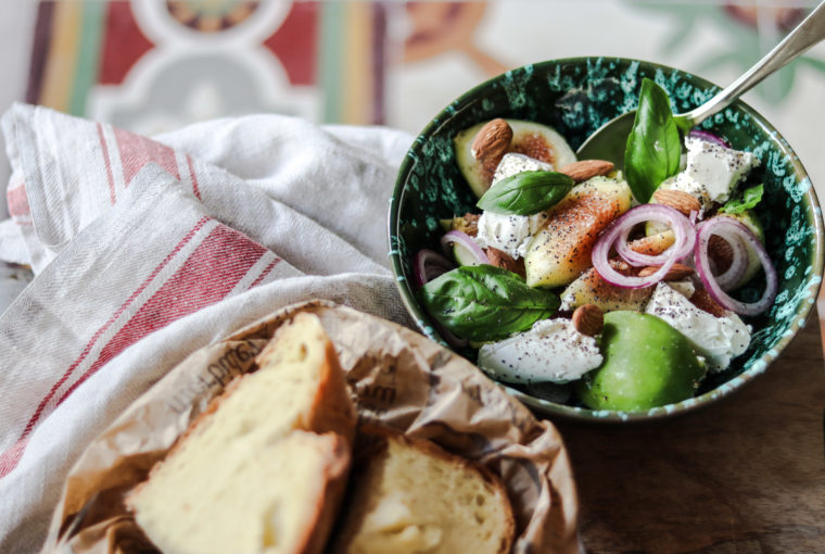 insalata, fichi, ricetta, pane