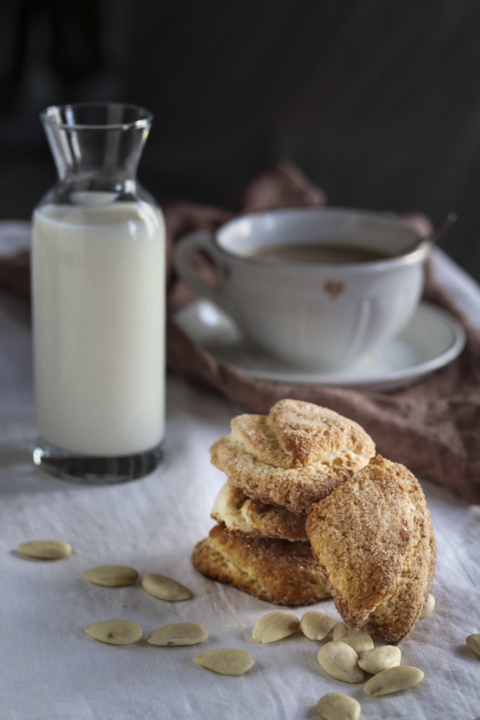 biscotti mandorle e ricotta