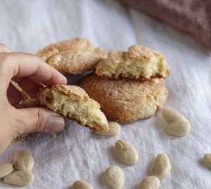 biscotti mandorle e ricotta