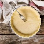 Come fare una crostata perfetta senza che si rompa? Il trucco della frolla