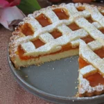 Come preparare una crostata di marmellata perfetta: il segreto per un impasto friabile