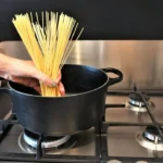Non mettere mai la pasta in pentole troppo piccole